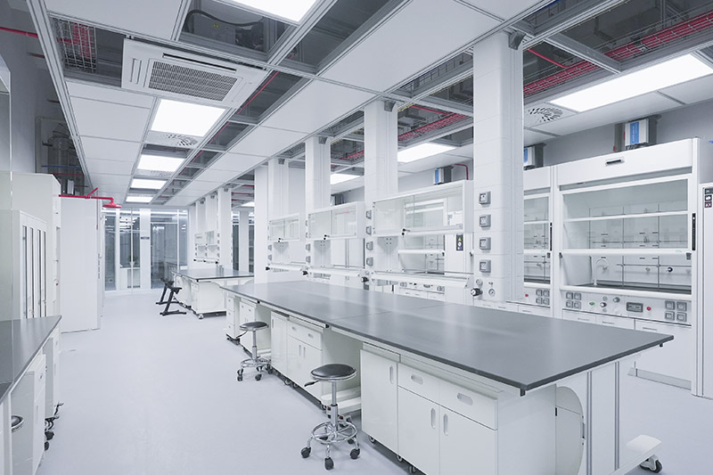 白碱滩实验室革新：安全与科技的现代融合